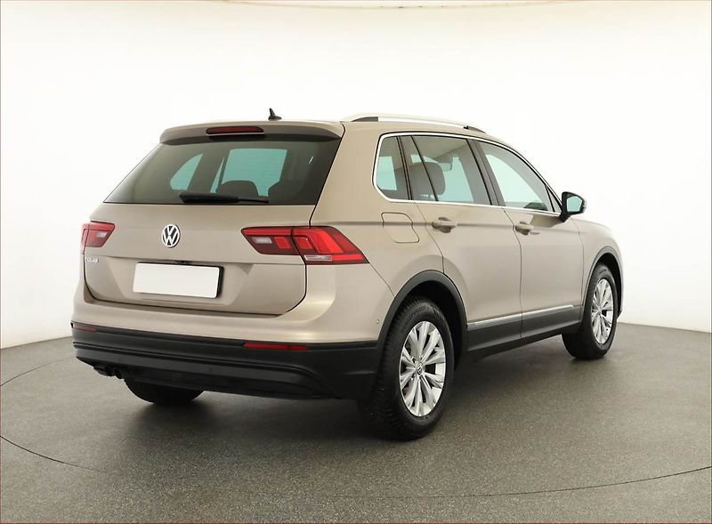 Volkswagen Tiguan (2019) Comfortline 1.5 TSI - fotka 5 z 18