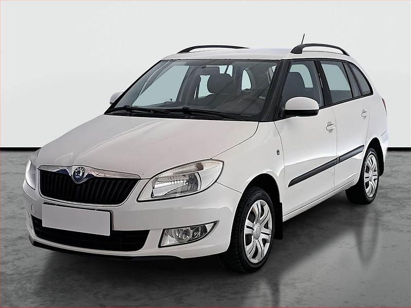 Škoda Fabia (2011) 1.2 TSI, nová STK, udržované - fotka 2 z 14