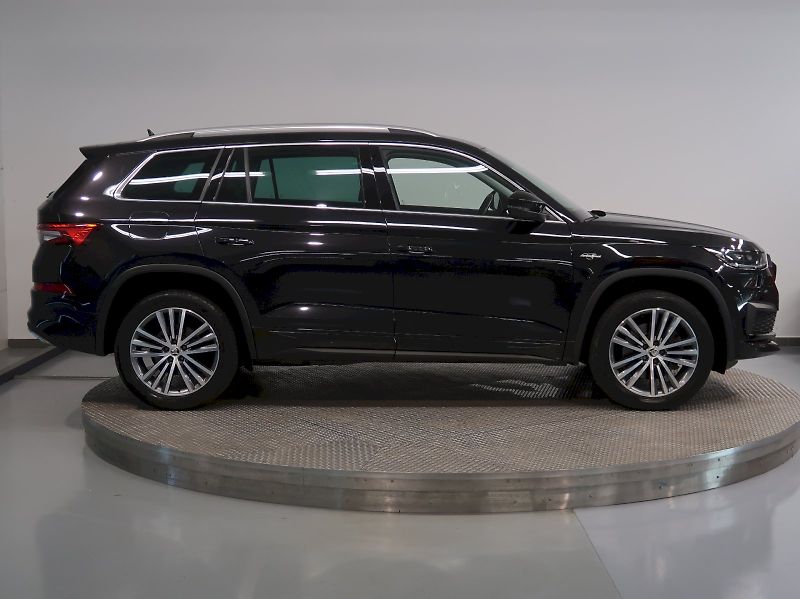 Škoda Kodiaq (2023) L&K 2.0TSI 140KW 4x4 DSG TAŽNÉ - fotka 8 z 47