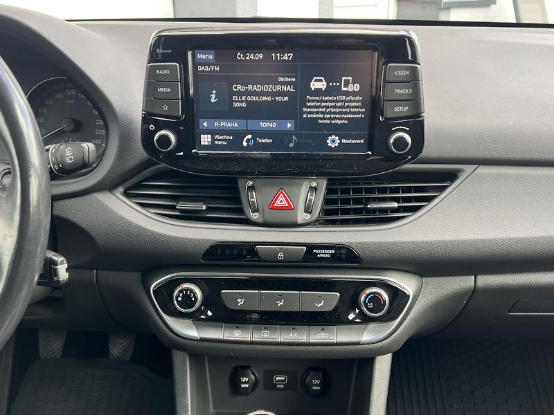 Hyundai i30 (2021) 1.6 CRDI 85KW KAMERA ČR NOVÉ - fotka 13 z 18