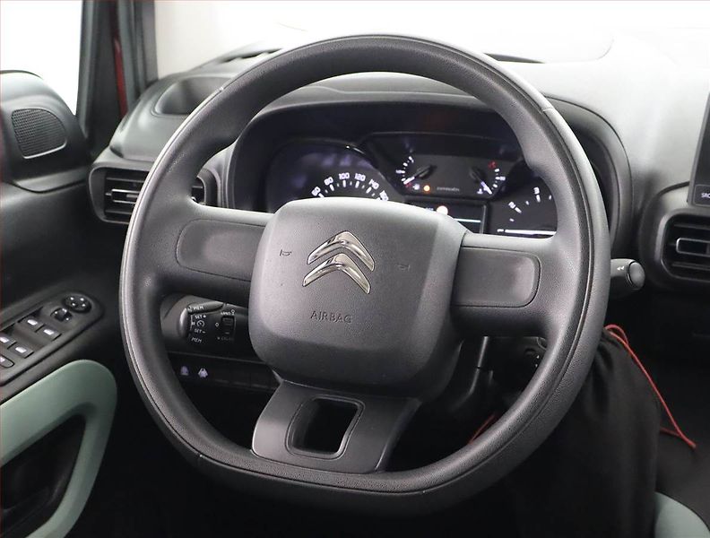 Citroën Berlingo (2018) Live 1.5 BlueHDi, 5Míst, ČR - fotka 16 z 20