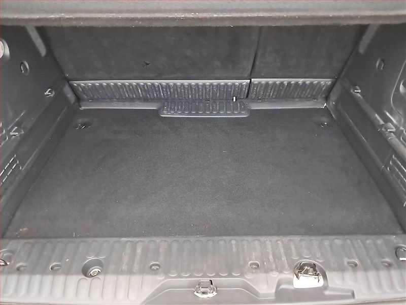 Renault Kangoo (2021) Zen 1.5 dCi, 5Míst, ČR, 1Maj - fotka 14 z 18