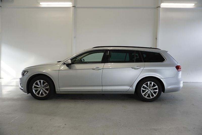 Volkswagen Passat (2019) PASSAT  1,5 TSI FACELIFT AUT. - fotka 8 z 30