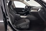 BMW Řada 3 320d xDrive - náhled 11