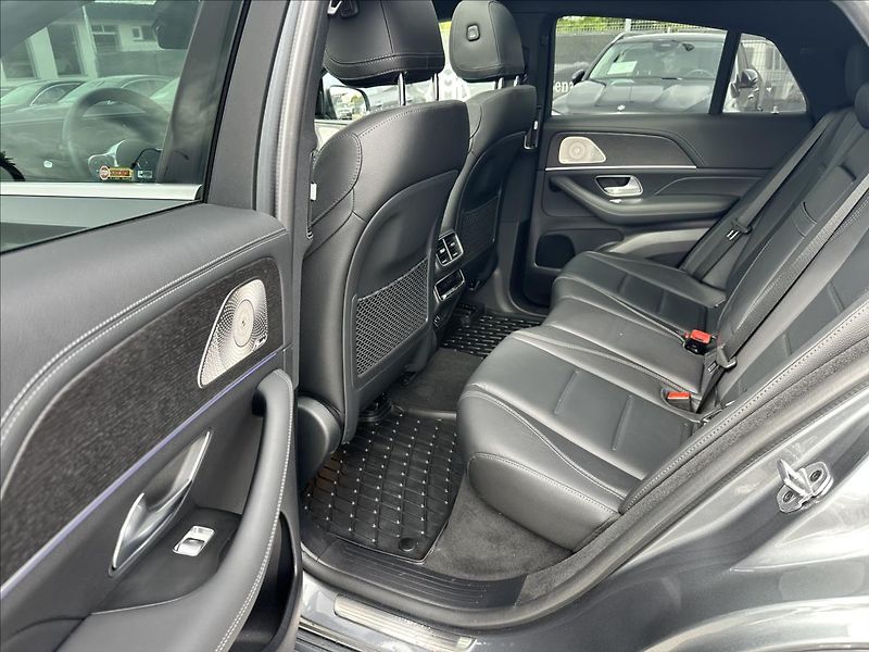 Mercedes-Benz GLE 400d 4MATIC AMG linie - fotka 11 z 13