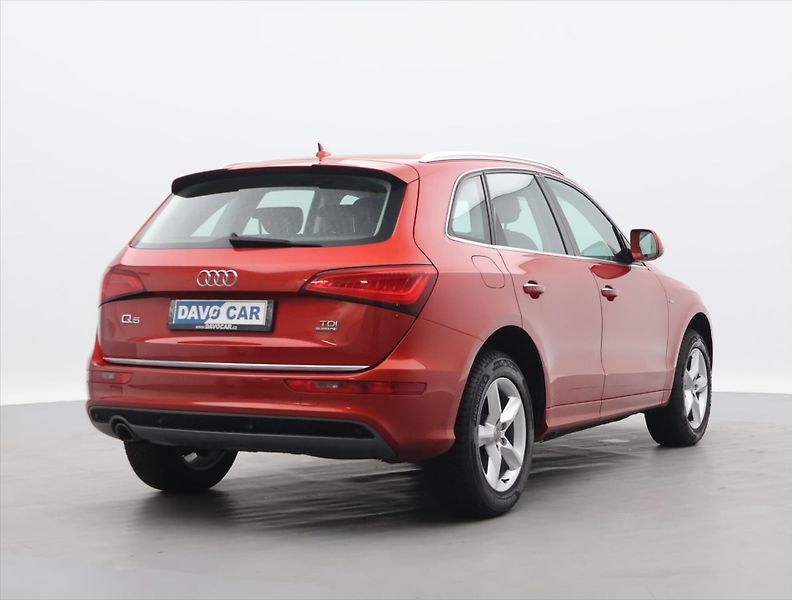 Audi Q5 2,0 TDI 140kW quattro S-Line - fotka 7 z 33