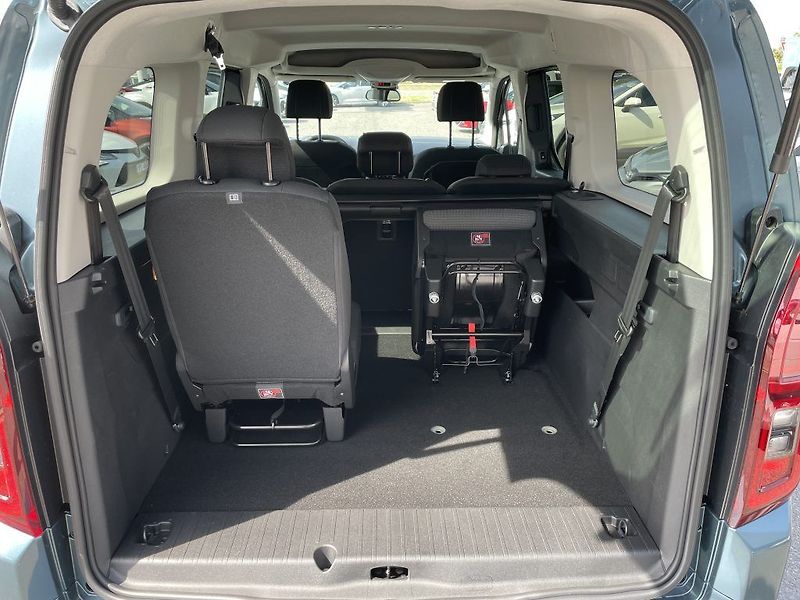 Toyota ProAce City Verso 1.5D 130k VIP 7S ODBĚR 10/2026 - fotka 6 z 33