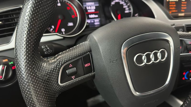 Audi A5 QUATTRO / 2 SADY GUM  - fotka 43 z 47