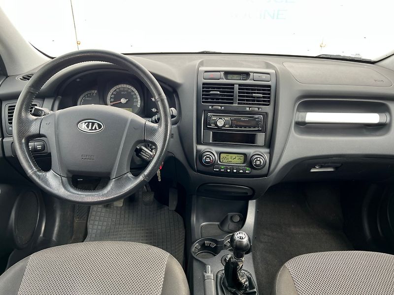 Kia Sportage (2008) 2.0i 104kW! 4x4! Tažné! - fotka 12 z 22