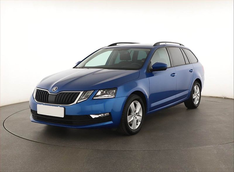 Škoda Octavia (2020) Ambition 1.5 TSI, ČR,1.maj - fotka 2 z 19