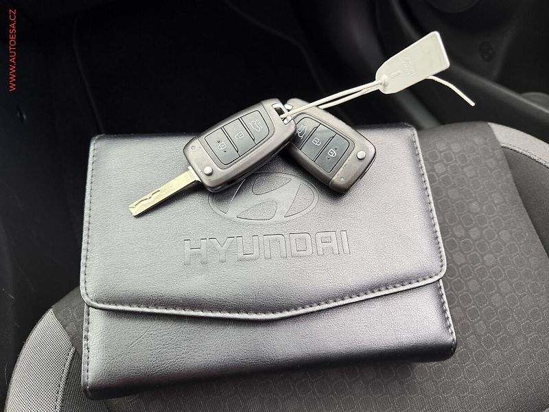 Hyundai Kona (2020) 1.0 T-GDi, AC, navi, park - fotka 18 z 18