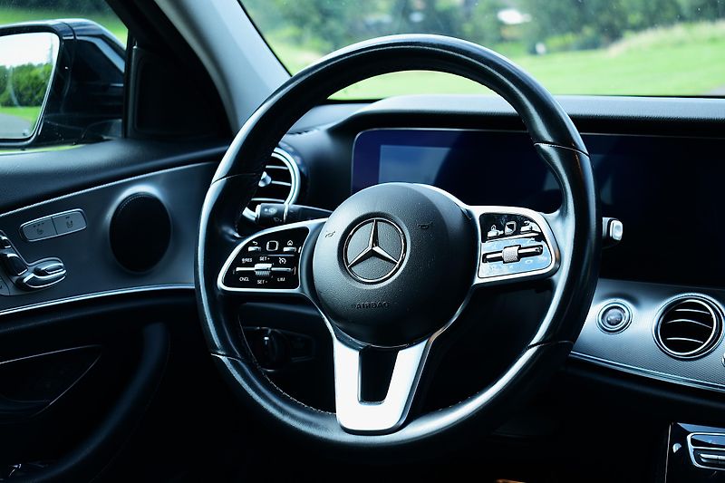 Mercedes-Benz Třídy E (2019) E220d - fotka 11 z 15