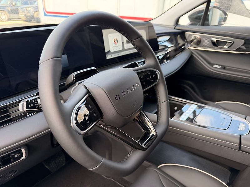 Omoda 5 FACELIFT 1.6TGDI DCT PREMIUM - fotka 9 z 12