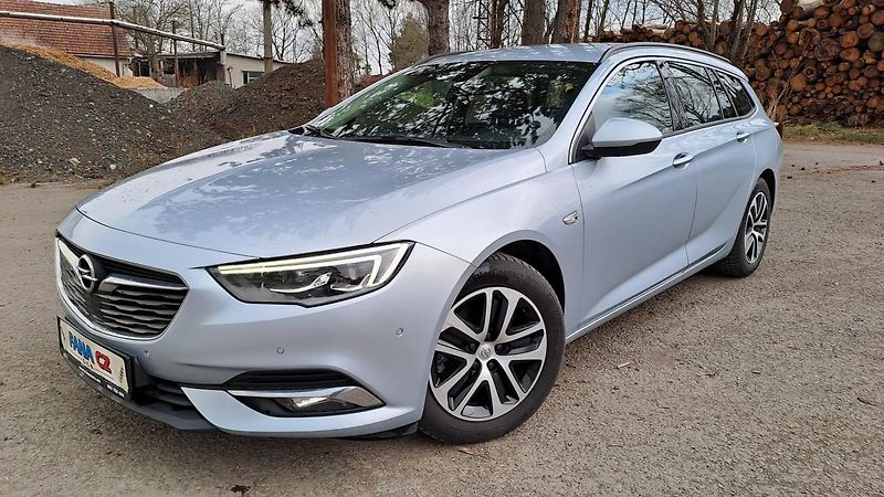 Opel Insignia 1.6 ST EcoTEC BusinessNAVI - fotka 1 z 30