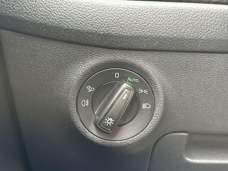 Škoda Kodiaq (2023) 2.0 TSI 4x4 DSG Sportline - fotka 17 z 36