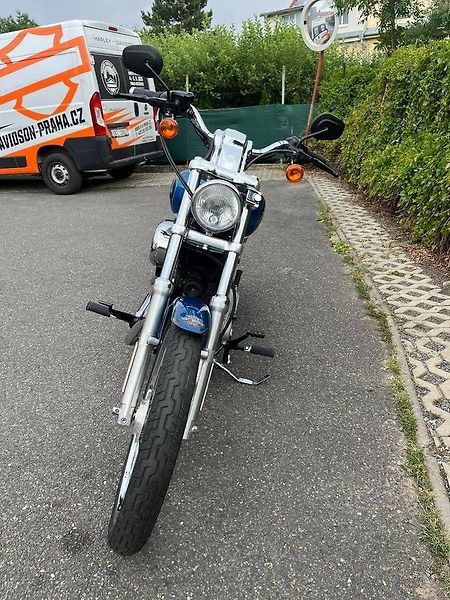 Harley-Davidson (2006) XL 883 C Sportster Custom - fotka 7 z 13