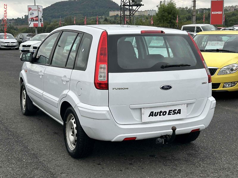 Ford Fusion (2010) 1.4 TDCi, ČR, STK7/28 - fotka 6 z 15