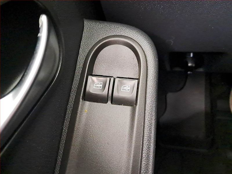 Dacia Duster (2017) 1.6 SCe, ČR,1.maj, Serv.kniha - fotka 17 z 18