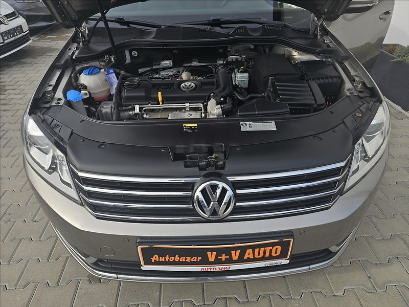 Volkswagen Passat B VII 1,4 TSi Comfortline - fotka 42 z 45