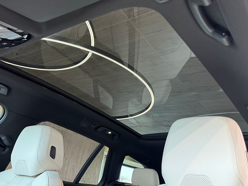 BMW Řada 5 540d xDrive, Bowers, Ventilace - fotka 15 z 34