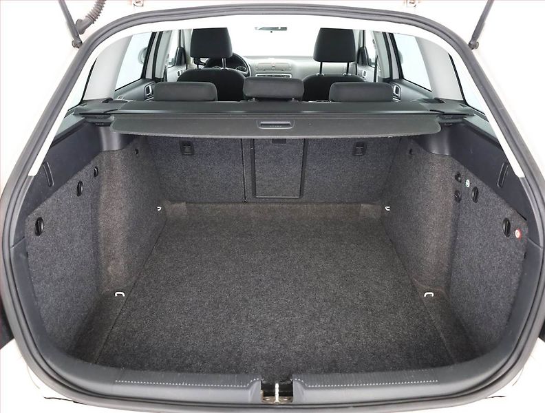 Škoda Octavia (2011) Ambiente 1.8 TSI, Tempomat - fotka 16 z 17