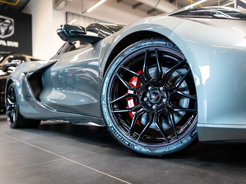 Chevrolet Corvette (2024) 5.5 C8 Z06 3LZ Convertible - fotka 36 z 38