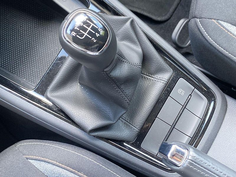 Škoda Kamiq (2025) 1.0 TSI Selection - fotka 17 z 33