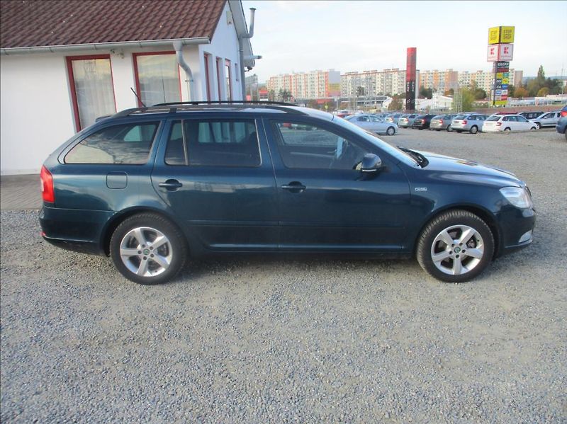 Škoda Octavia 1,4 TSI, digiklima, servis, - fotka 4 z 28