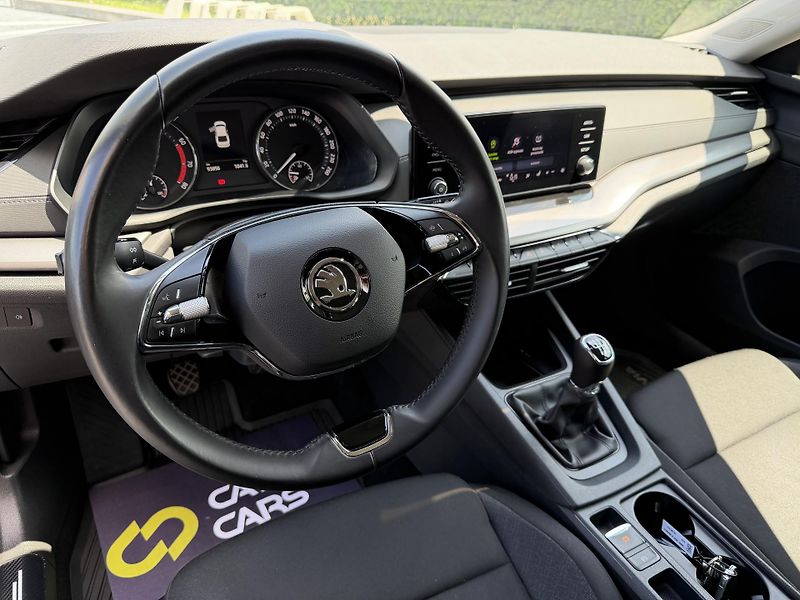 Škoda Octavia (2020) 1.5 tsi 110 kw/manual  - fotka 12 z 16