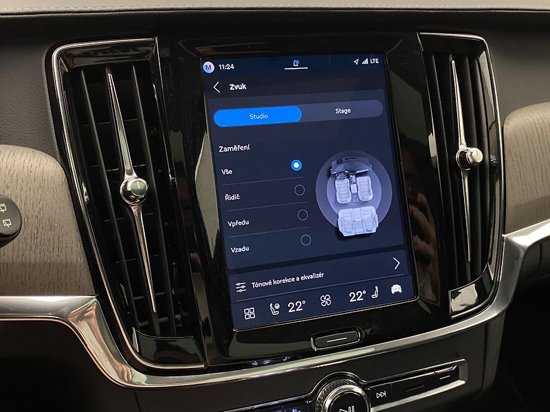 Volvo V90 T8 AWD RECHARGE DARK ULTRA CZ - fotka 62 z 69