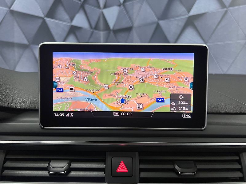 Audi A4 Allroad 2.0TDI QUATTRO, WEBASTO - fotka 14 z 26