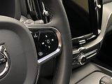 Volvo XC60 B4 AWD DARK PLUS AUT REZERVACE - náhled 20