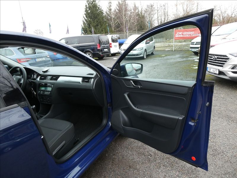 Škoda Rapid 1,6 TDi 66kW 2x kola,klima,ČR - fotka 21 z 37