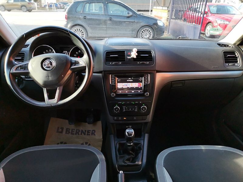 Škoda Yeti (2016) 2.0TDi 110kw Joy XEN PDC - fotka 11 z 26