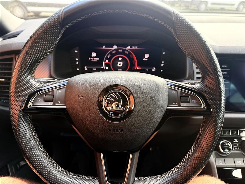 Škoda Kodiaq 2,0 TDi SPORT Line - fotka 12 z 34