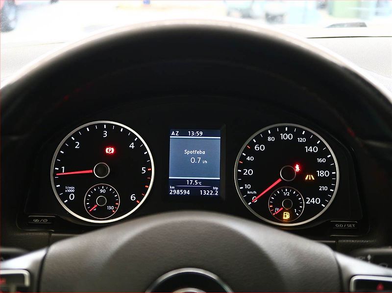 Volkswagen Tiguan (2012) Sport&Style 2.0 TDI, 4X4 - fotka 11 z 16