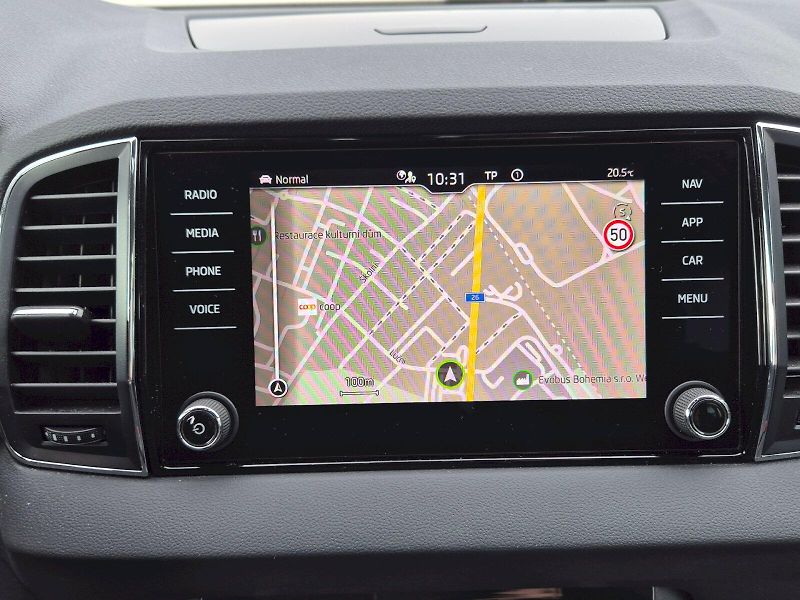 Škoda Karoq (2022) Style Plus 1.5 TSI 110 kW 7°DS - fotka 27 z 34