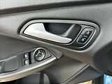Ford Focus 1,6 i 16V 77kW-CZ-1 MAJITEL!! - náhled 18