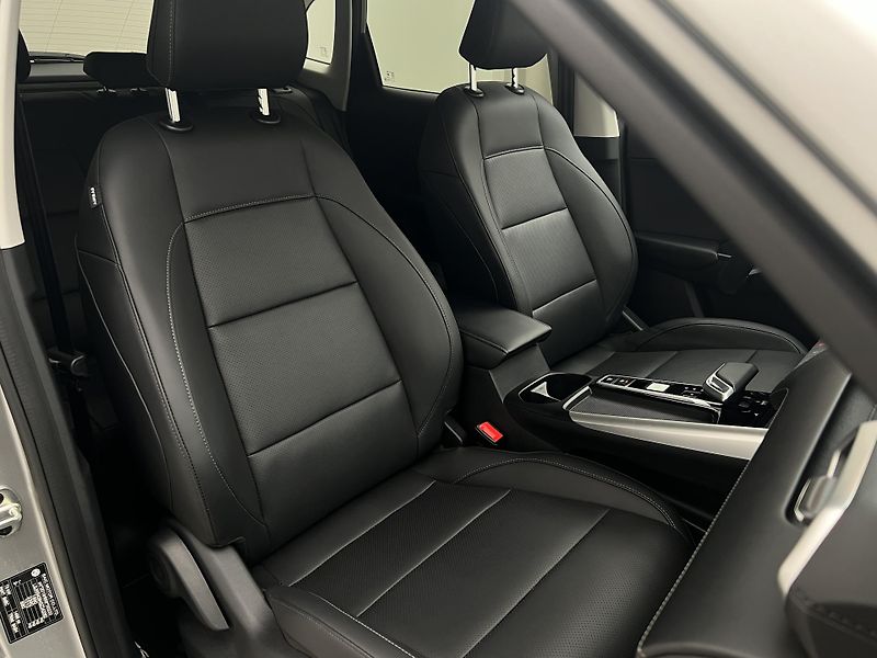 MG ZS HYBRID+ EXCLUSIVE 1.5 AUT - fotka 18 z 39