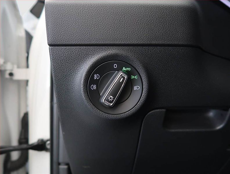 Škoda Karoq (2017) 2.0 TDI, 4X4, Automat - fotka 26 z 29