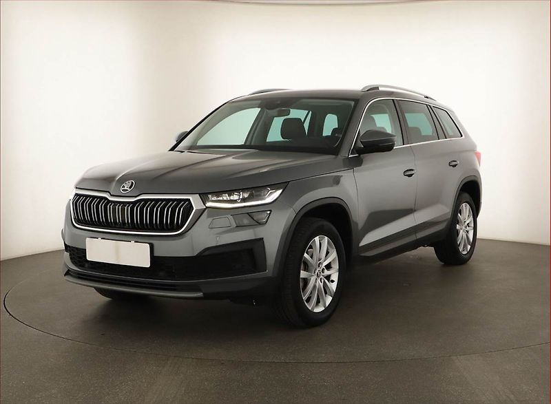 Škoda Kodiaq (2023) 2.0 TDI - fotka 2 z 19