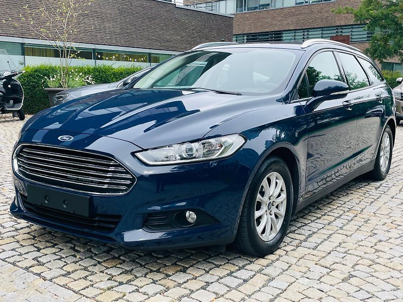 Ford Mondeo 2.0TDCi MANUÁL TAŽNÉ SERVISKA  - fotka 3 z 48