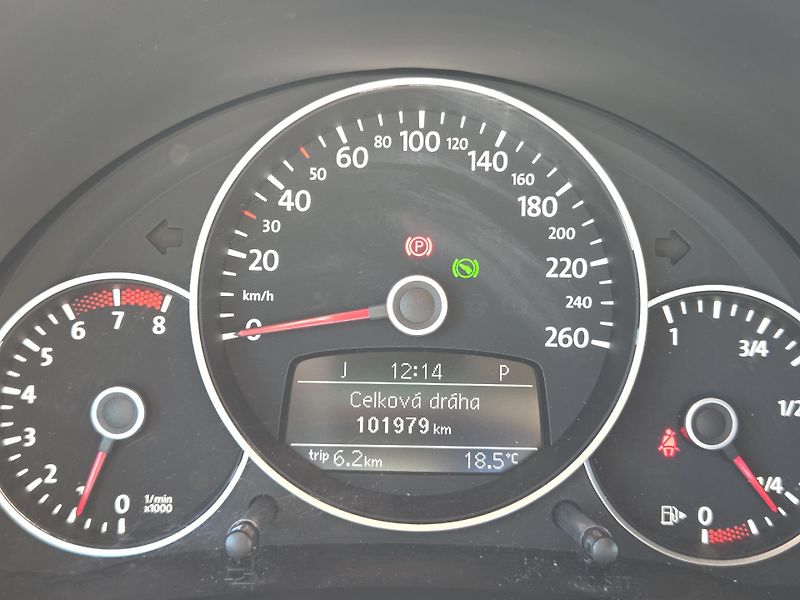Volkswagen Beetle 2,0TSi AT LZE I SPLÁTKY VŠEM!  - fotka 10 z 10