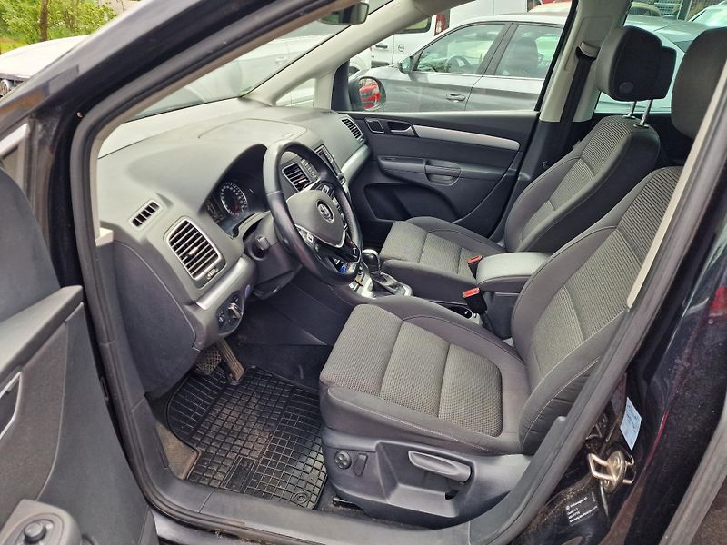 Volkswagen Sharan 2,0TDI 110KW KAMERA TAŽNÉ ZAŘ. - fotka 7 z 20