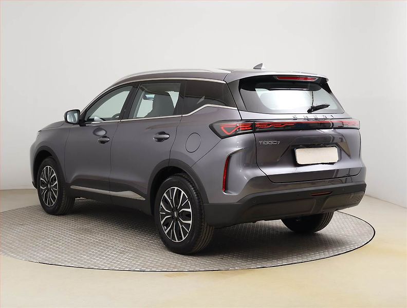 Chery Tiggo 7 (2026) 1.6 TGDI, LUXURY, Ad. tempomat - fotka 4 z 32