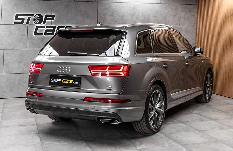 Audi Q7 3.0TDI REZERVACE - fotka 6 z 51