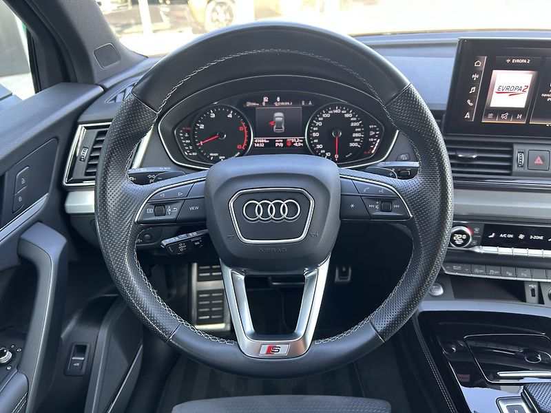 Audi Q5 S line 40 TDI quattro ZÁRUKA - fotka 17 z 40