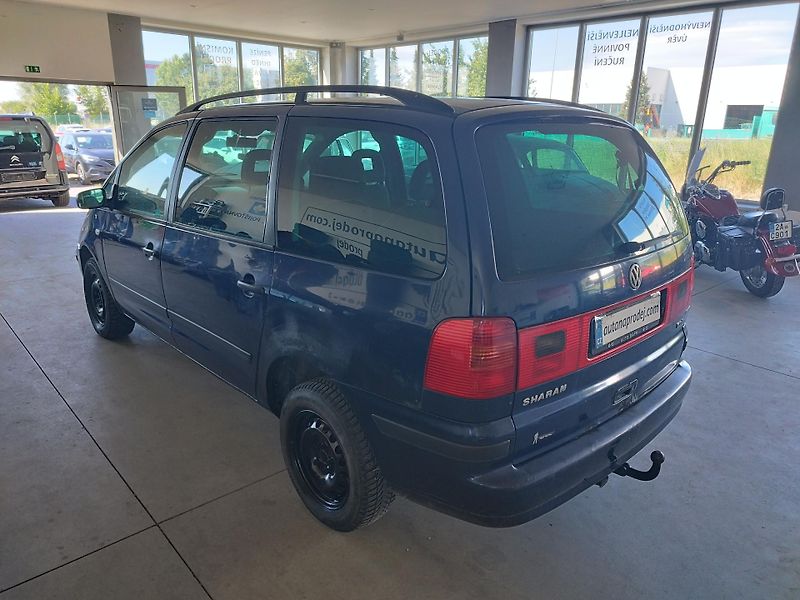 Volkswagen Sharan (2001) 1,9TDI,85KW,7MÍST,TAŽNÝ,KLIMA - fotka 7 z 18