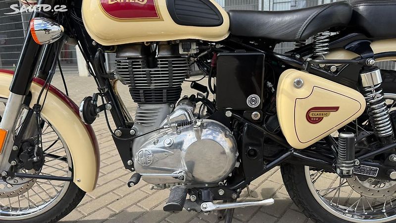 Royal Enfield Bullet Classic EFI 500 25t.km - fotka 14 z 16