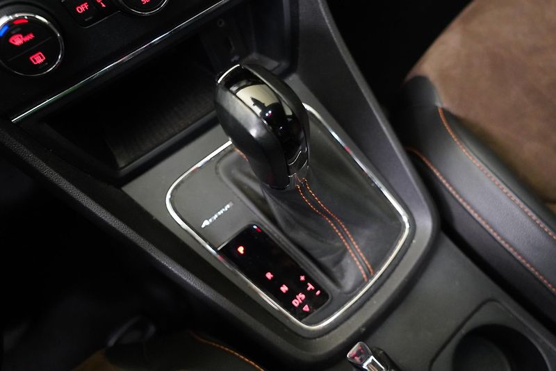 Seat Leon - fotka 24 z 26